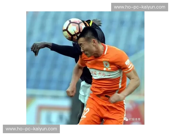 橙影掠过经开，铁血铸就峥嵘：回望2017鲁能与亚泰的绿茵恩仇录